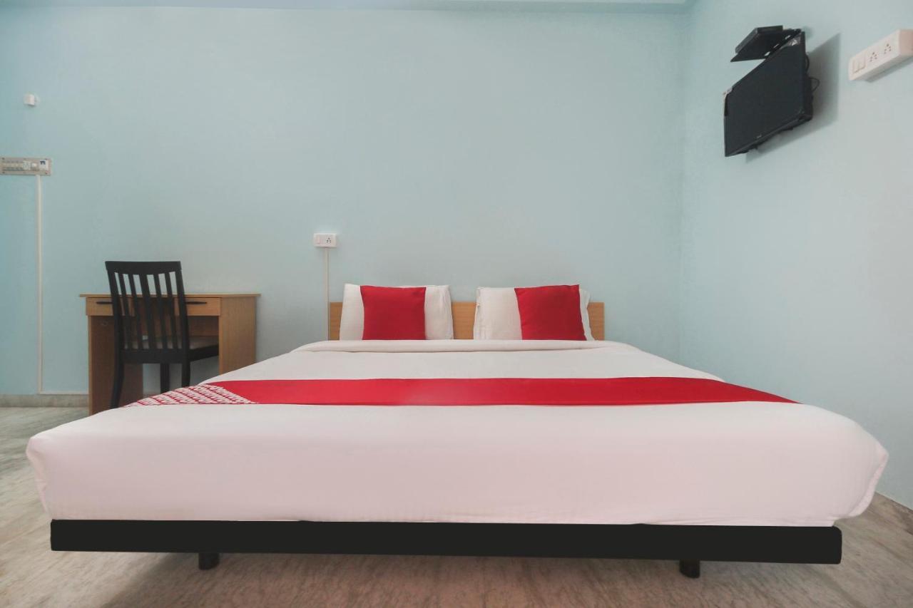Oyo Flagship 48158 Ss Towers Hotel Podanur Kültér fotó